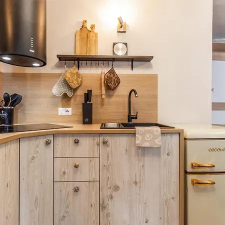 Centro Storico Wifi E Netflix 펜션 세스톨로