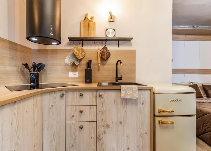 Centro Storico Wifi E Netflix Casa vacanze Sestola