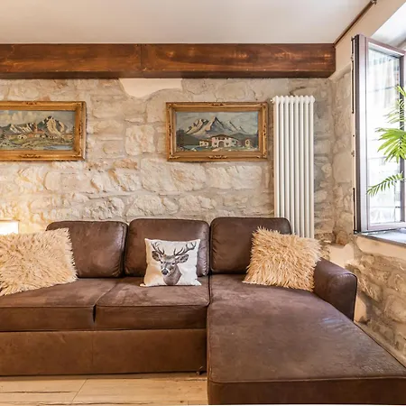 Centro Storico Wifi E Netflix Vakantiehuis Sestola