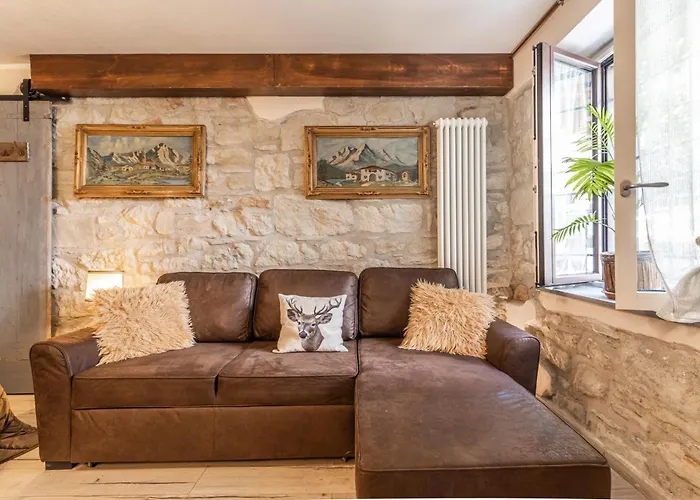 Centro Storico Wifi E Netflix Ferienhaus Sestola