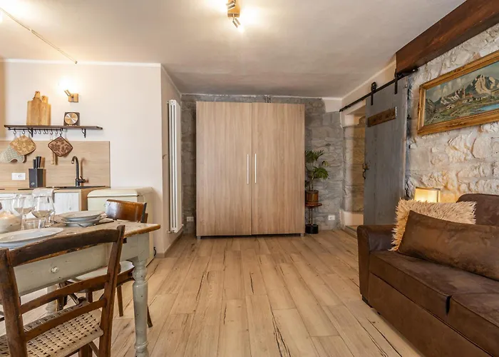 Tatil Evi Centro Storico Wifi E Netflix Sestola