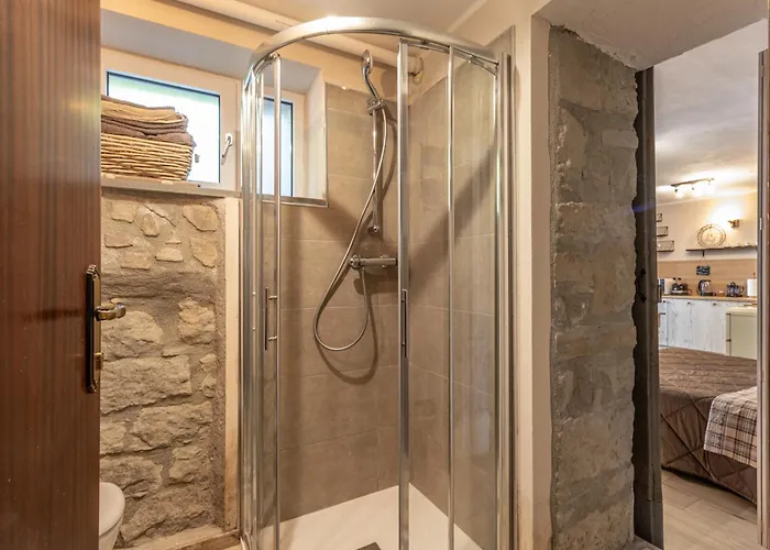 Centro Storico Wifi E Netflix * Sestola